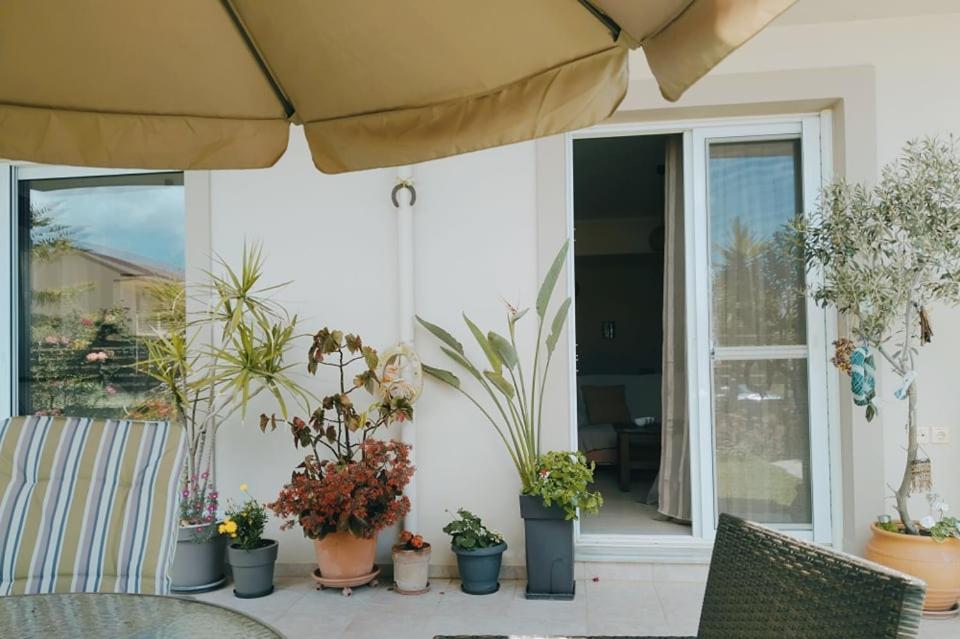 Xrysa'S Garden Apartment Mesolóngion Екстериор снимка