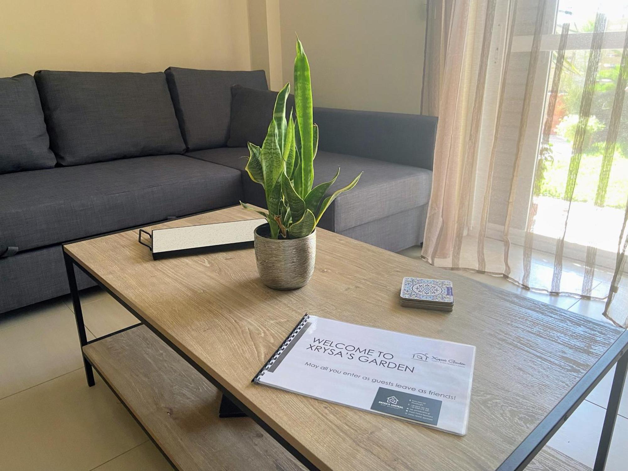 Xrysa'S Garden Apartment Mesolóngion Екстериор снимка